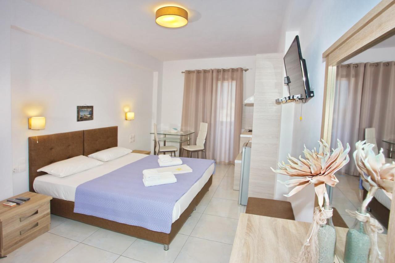 סקירוס Aspous Studios And Rooms מראה חיצוני תמונה