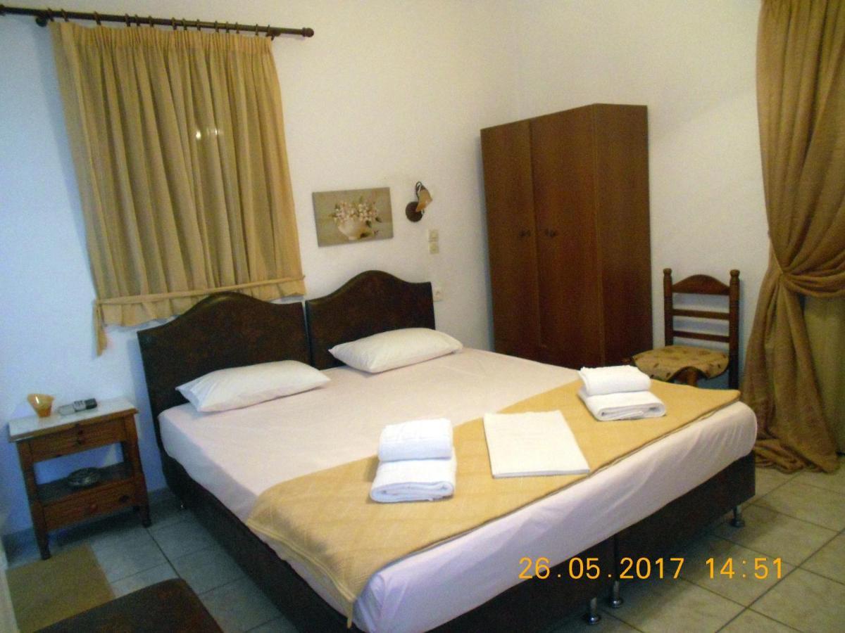 סקירוס Aspous Studios And Rooms מראה חיצוני תמונה