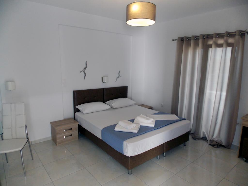 סקירוס Aspous Studios And Rooms מראה חיצוני תמונה